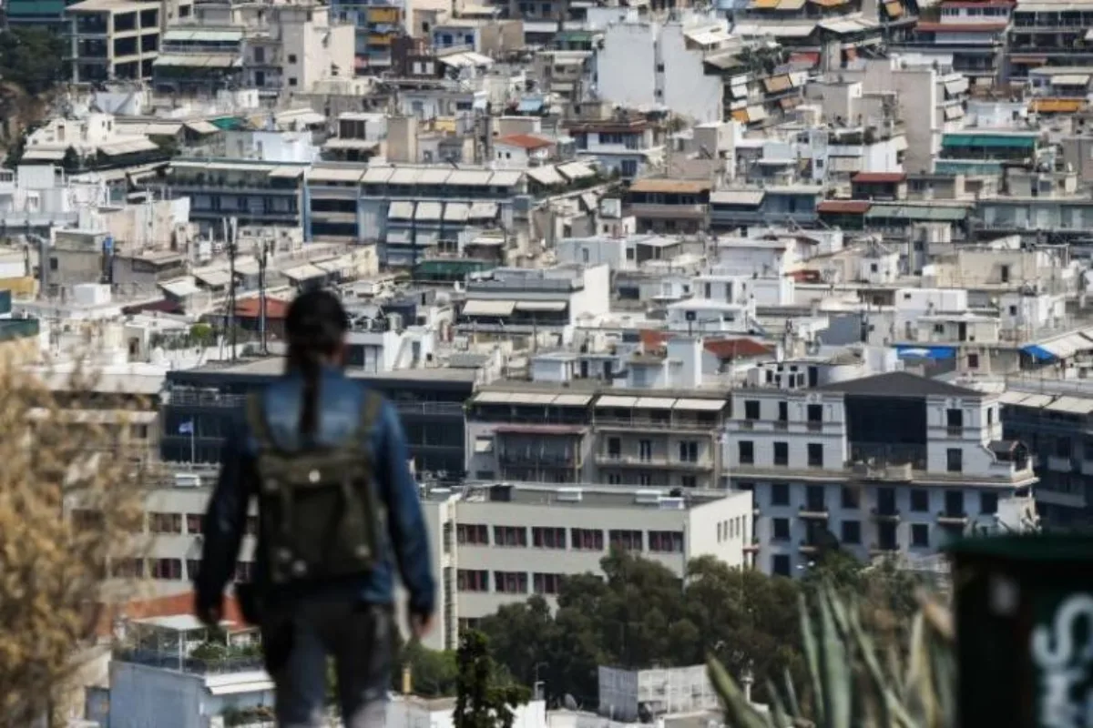 Η αγορά ακινήτων στο όριο: Τιμές, δάνεια και ξένοι αγοραστές αλλάζουν το παιχνίδι