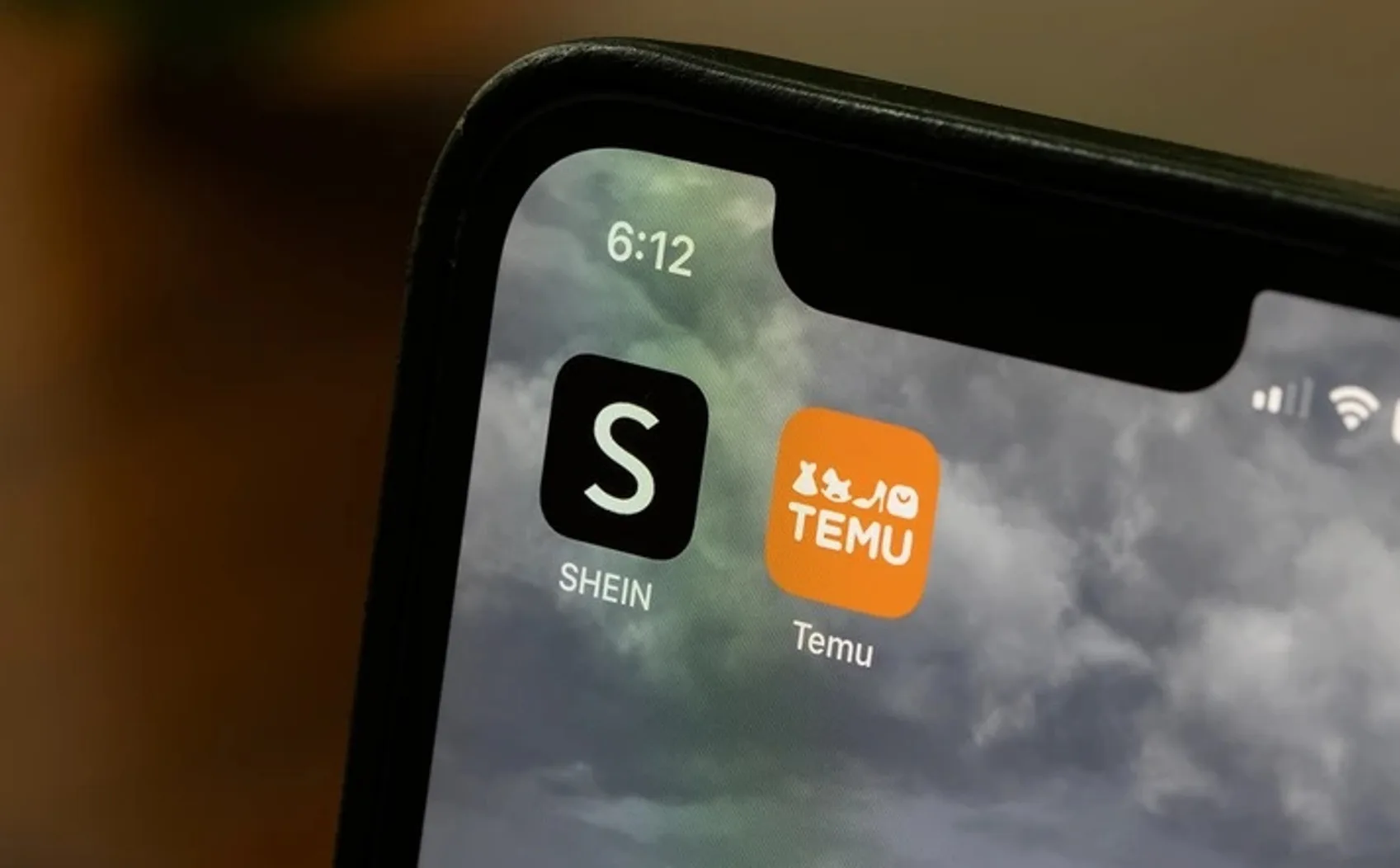 Ιταλία: Πως ο επιχειρούμενος φόρος 2€ σε δέματα Shein και Temu γύρισε εναντίον της