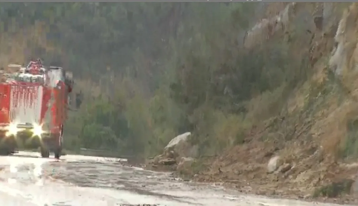 Κλειστή παλαιά Εθνική Οδός Άρτας-Αμφιλοχίας: Νέα κατολίσθηση, αποκομμένη η Ήπειρος