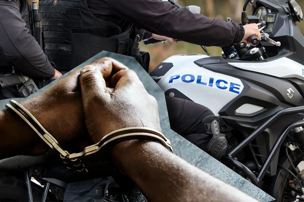 Χωρίς δίπλωμα και με «πειραγμένη» μοτοσικλέτα στο Μεσολόγγι – Οδηγούσε όχημα με αφαιρεμένες πινακίδες