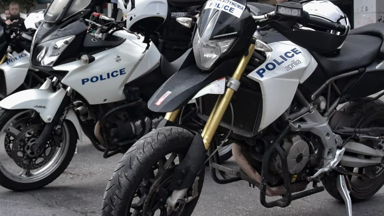 Κυψέλη: Αστυνομικός εκτός υπηρεσίας ακινητοποίησε ληστές σε καφετέρια