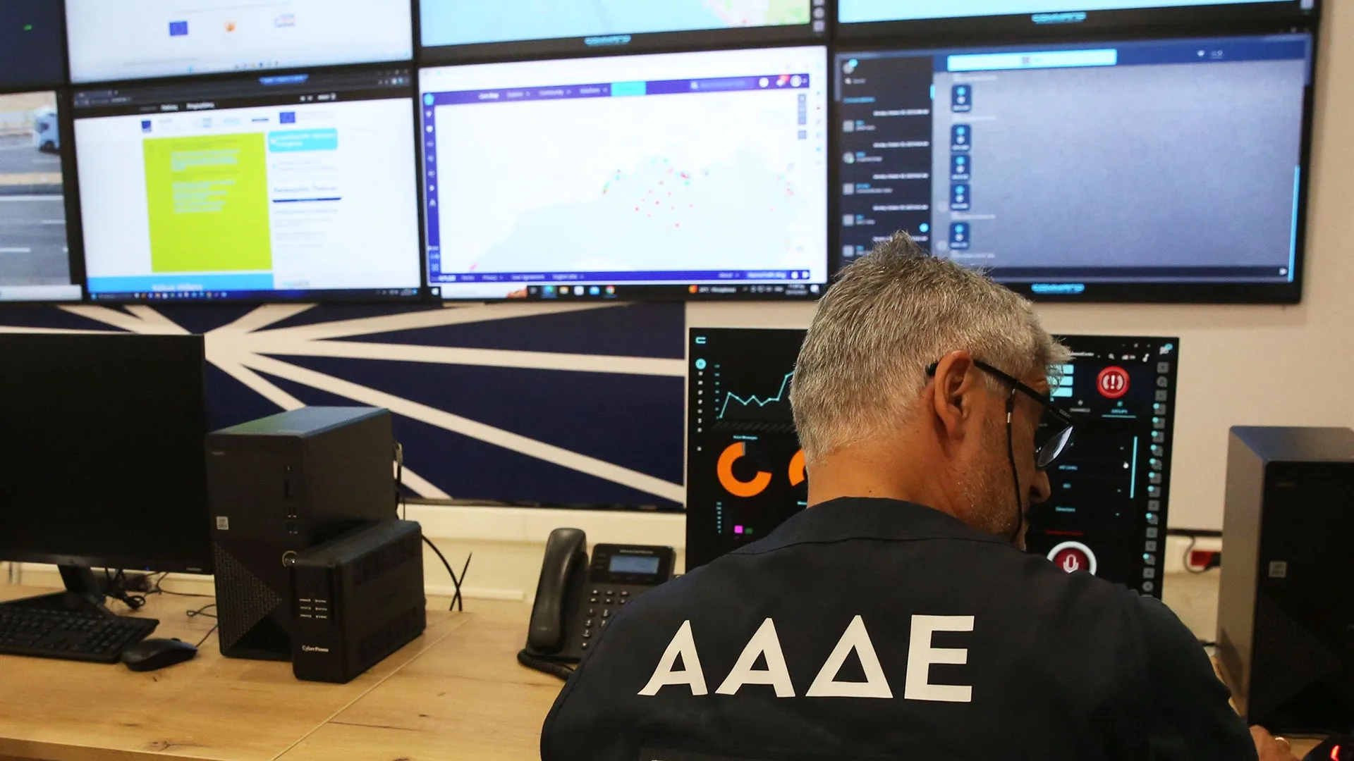 ΑΑΔΕ: Σαρωτικοί έλεγχοι με… αλγόριθμο, ποιοι μπαίνουν πρώτοι στο στόχαστρο