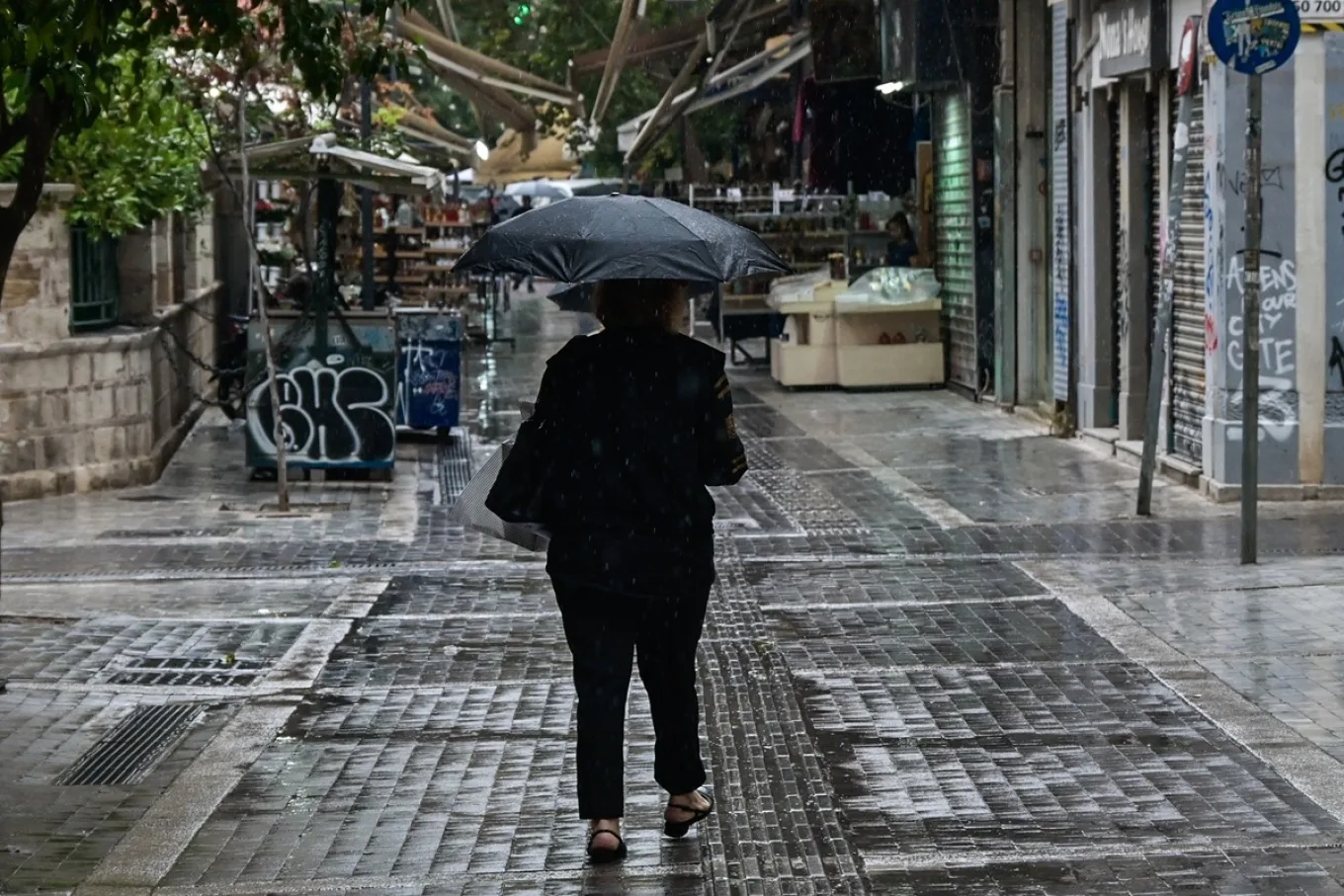Κακοκαιρία: Καταιγίδες, λασποβροχές, νοτιάδες και άνοδος της θερμοκρασίας από την Τετάρτη, ΒΙΝΤΕΟ