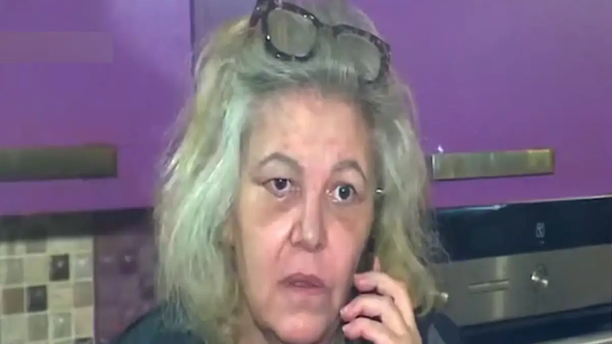 «Πήρα ένα τηγάνι, τον χτύπησα στο κεφάλι και πέσαμε κάτω. Ο 64χρονος ασελγούσε και δίπλα βρισκόταν η αδερφή της», μαρτυρία της μητέρας της 25χρονης ΑμεΑ