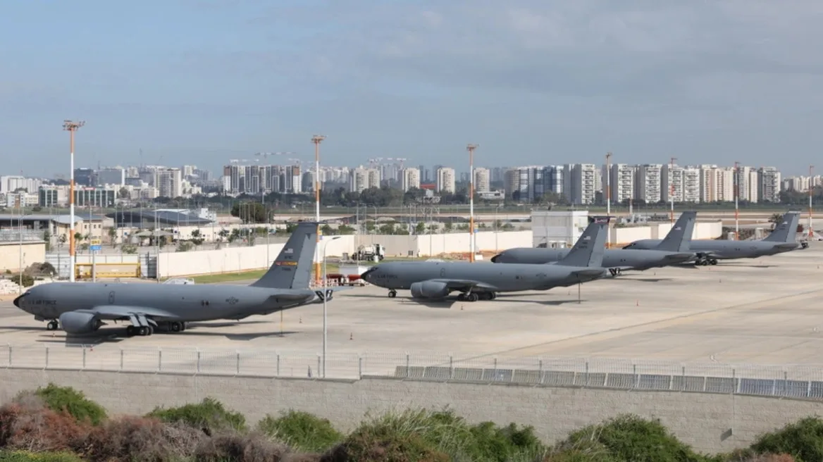 ΗΠΑ ενισχύουν στρατιωτικά το Ισραήλ πριν τις συνομιλίες με το Ιράν – Μαχητικά F-22 στη Μέση Ανατολή