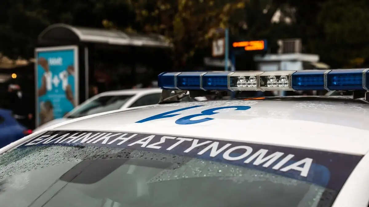 Η Αστυνομία για το παράνομο στοίχημα στην Πάτρα: Ταυτοποιήθηκαν 43, πάνω από 1.500.000 ευρώ τα κέρδη, 500 κάρτες SIM, 200 κινητά, ΦΩΤΟ