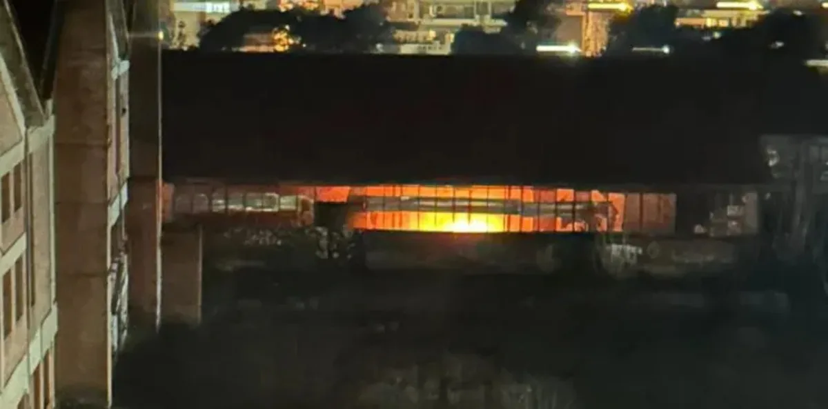 Πυρκαγιά στην ιστορική κεραμοποιία Αλλατίνη στη Θεσσαλονίκη