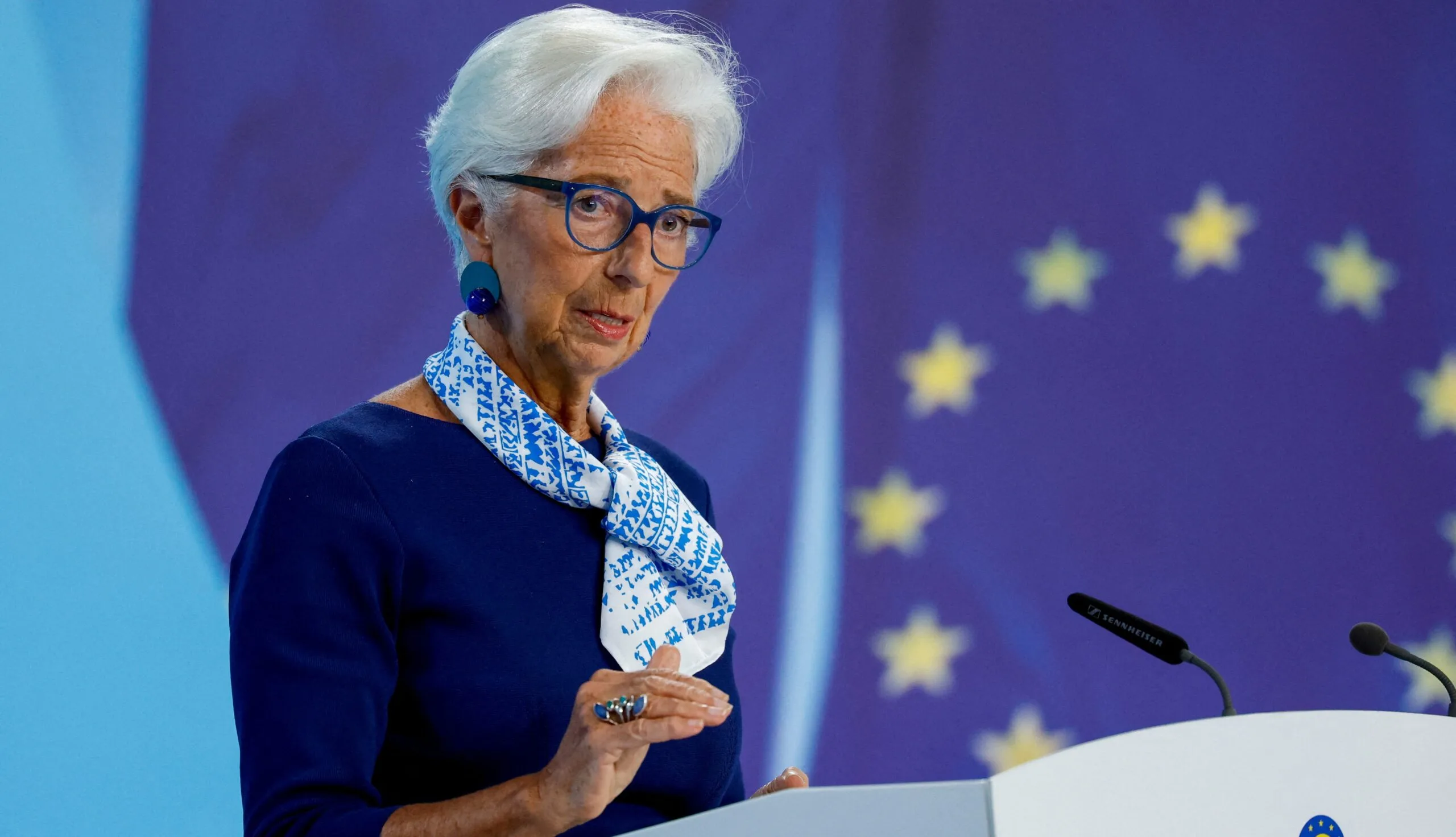 ΕΚΤ: Αμετάβλητα τα επιτόκια, σε επιφυλακή για τις επιπτώσεις του πολέμου στη Μέση Ανατολή