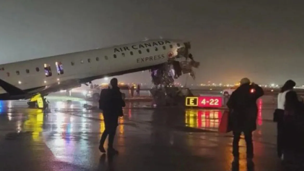 Νέα Υόρκη: Σύγκρουση αεροσκάφους με όχημα εδάφους στο αεροδρόμιο LaGuardia, πληροφορίες για σοβαρά νεκρούς και τραυματίες ΒΙΝΤΕΟ