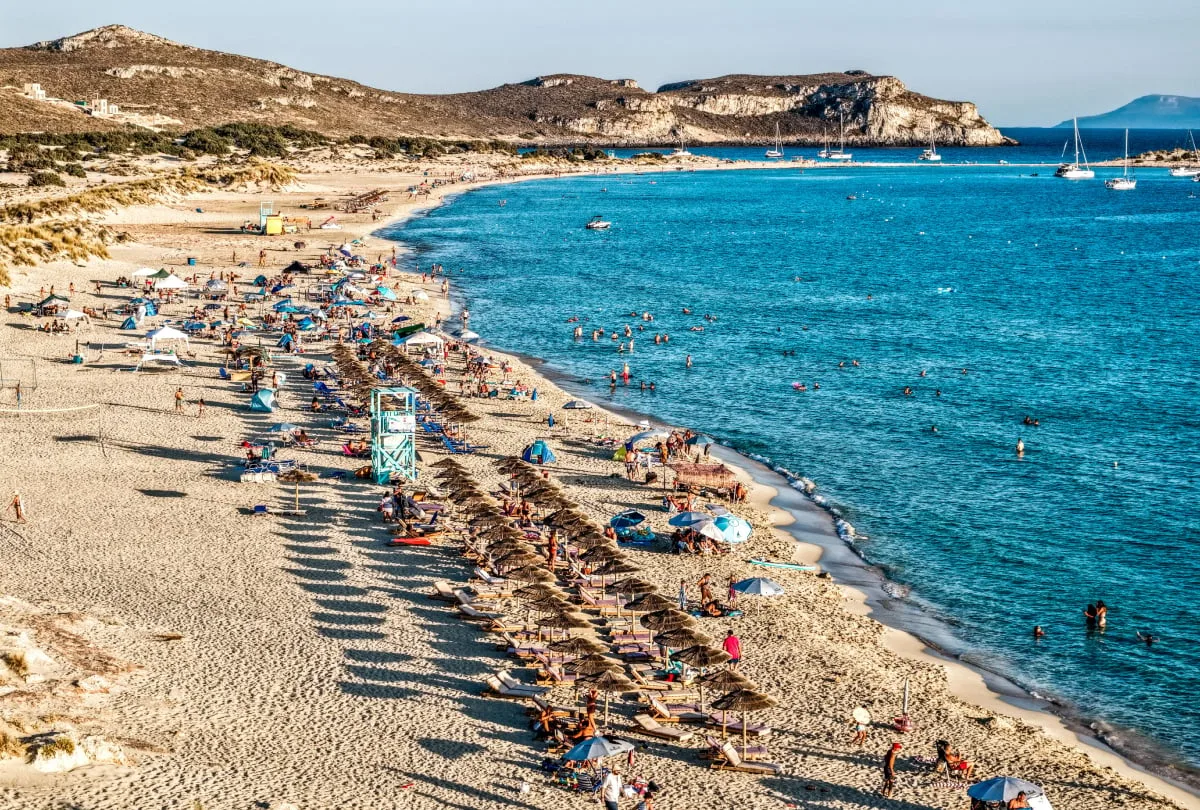 Παράταση για τις αιτήσεις χρήσης αιγιαλού και παραλίας – Νέα διορία για επιχειρήσεις και σωματεία