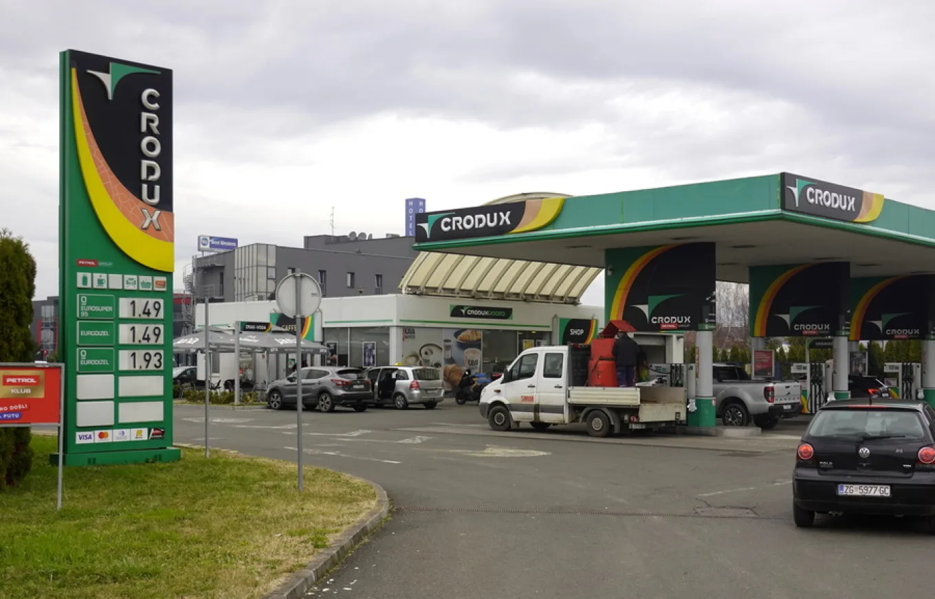 Στην Κροατία έβαλαν πλαφόν στις τιμές των καύσιμων