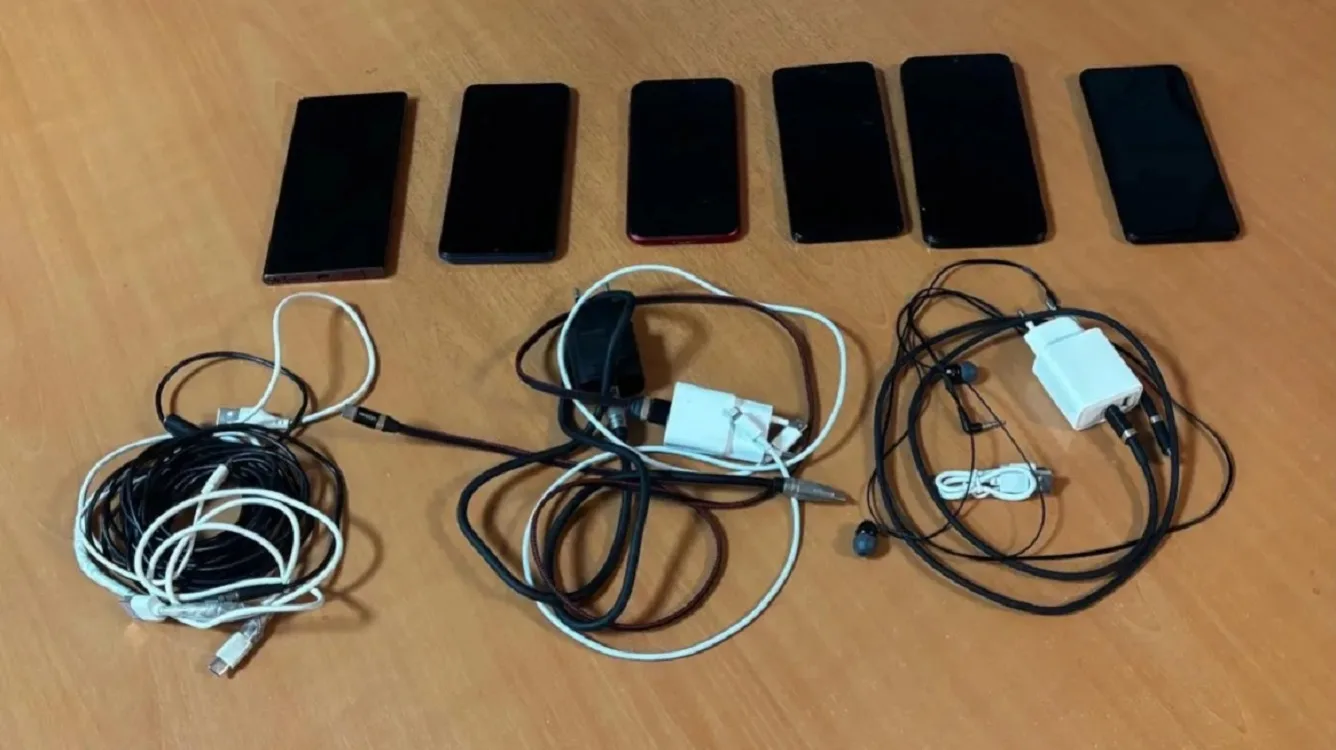 Έφοδος της ΕΛΑΣ στις φυλακές Κομοτηνής – Εντοπίστηκαν κινητά τηλέφωνα σε κελιά κρατουμένων