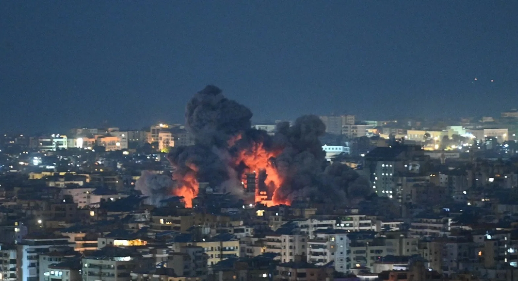 Μέση Ανατολή: Χτύπημα σε Αμερικανική βάση στο Μπαχρέιν, drones κατά της πρεσβείας στη Σ. Αραβία - Ισραηλινό σφυροκόπημα στη Βηρυτό ΣΥΝΕΧΗΣ ΕΝΗΜΕΡΩΣΗ