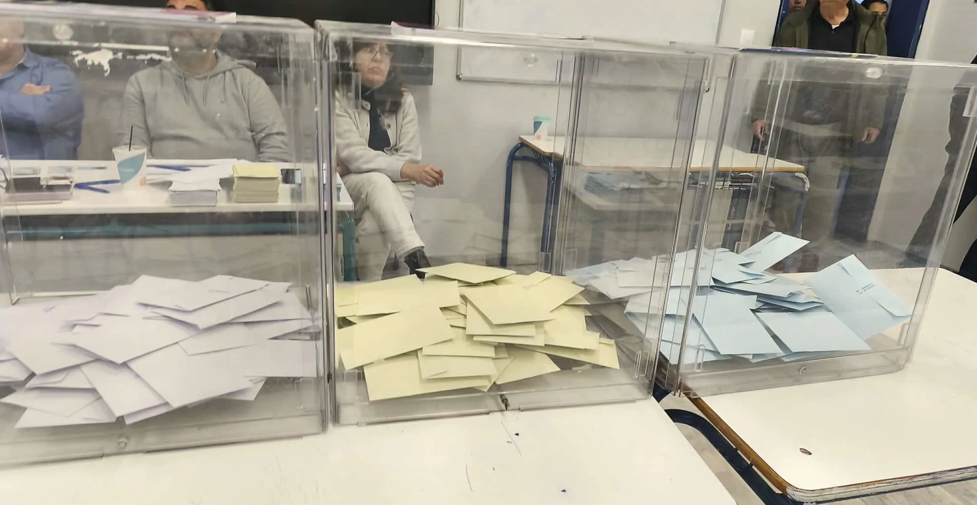 Δανία: Ανοιξαν οι κάλπες για εκλογές, ποια είναι φαβορί