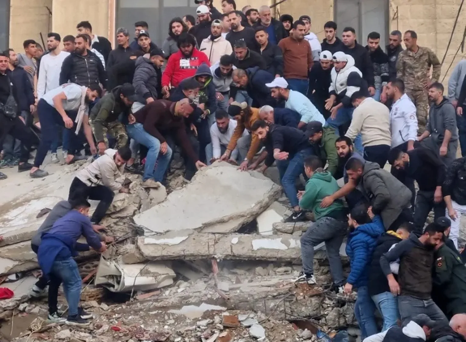 Μέση Ανατολή: Στους 394 οι νεκροί στο Λίβανο, ανάμεσα τους παιδιά