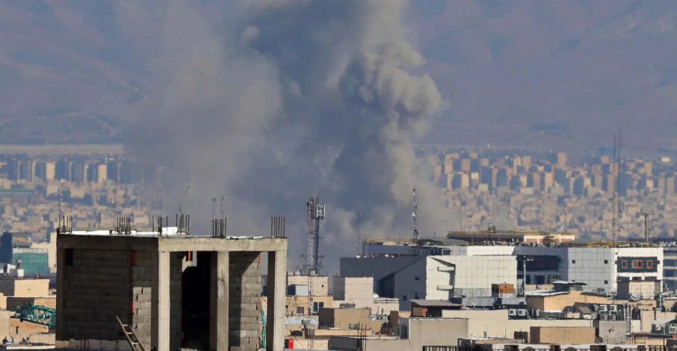 Το Ισραήλ υποστηρίζει ότι ο στρατός του έπληξε 16 ιρανικά αεροσκάφη της Δύναμης Κουντς που μετέφεραν όπλα στη Χεζμπολάχ