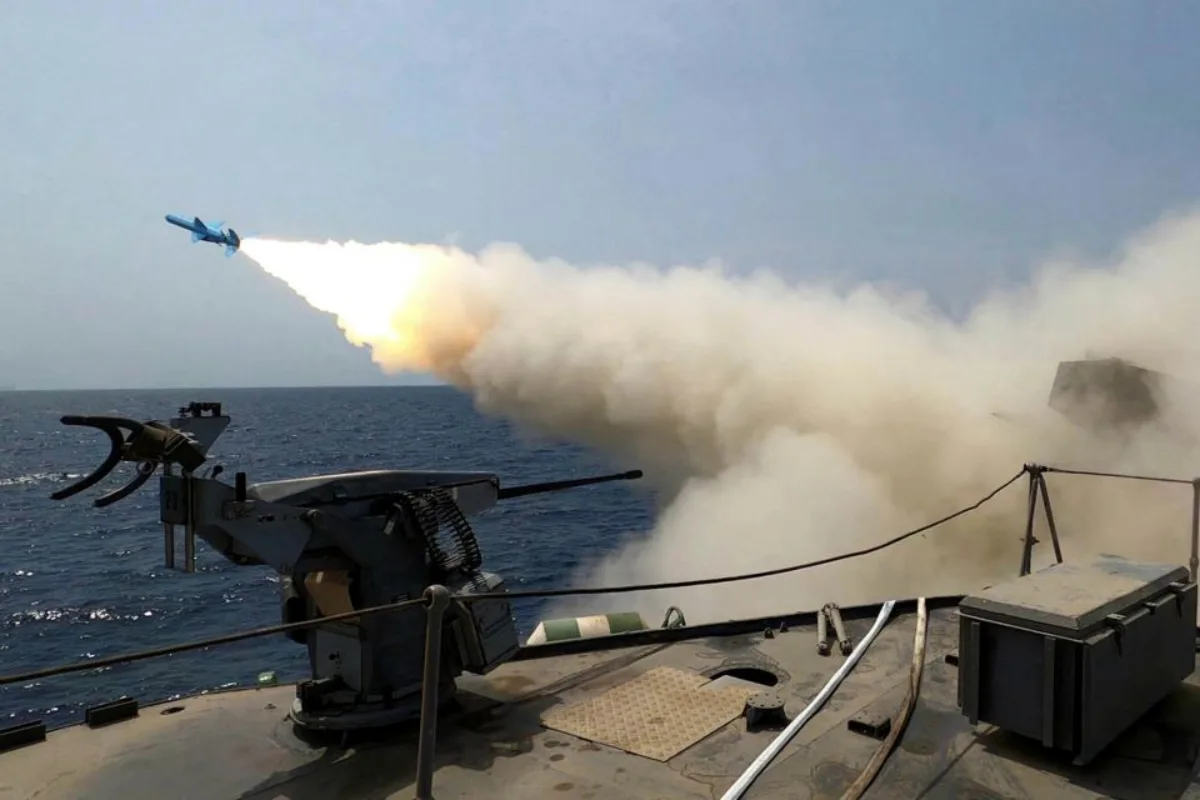 Μέση Ανατολή: Ισραηλινά πλήγματα σε ιρανικά πλοία στην Κασπία - Επιθέσεις Ιράν σε κράτη Κόλπου