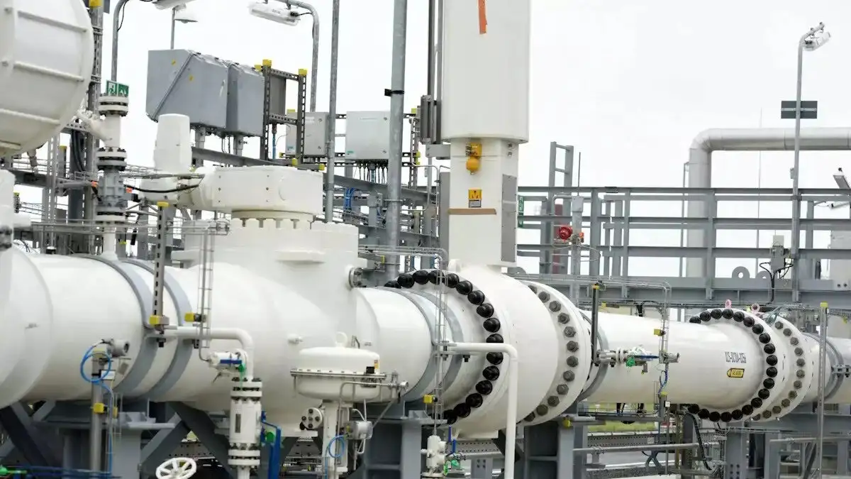 Κομισιόν: Η Ευρώπη ασφαλής στον εφοδιασμό ενέργειας παρά την κρίση στη Μέση Ανατολή