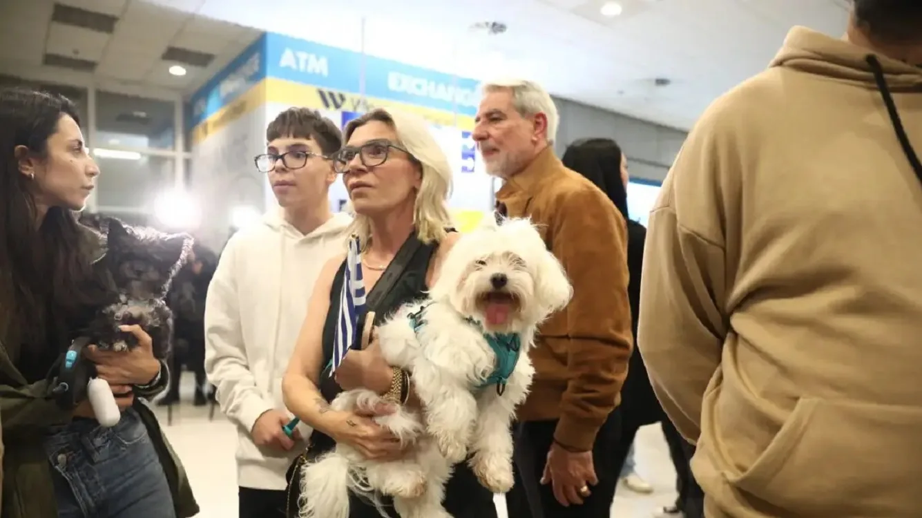 Γεραπετρίτης: Πάνω από 2.000 Έλληνες επαναπατρίστηκαν από τη Μέση Ανατολή - «Με κάθε δυνατό μέσο»