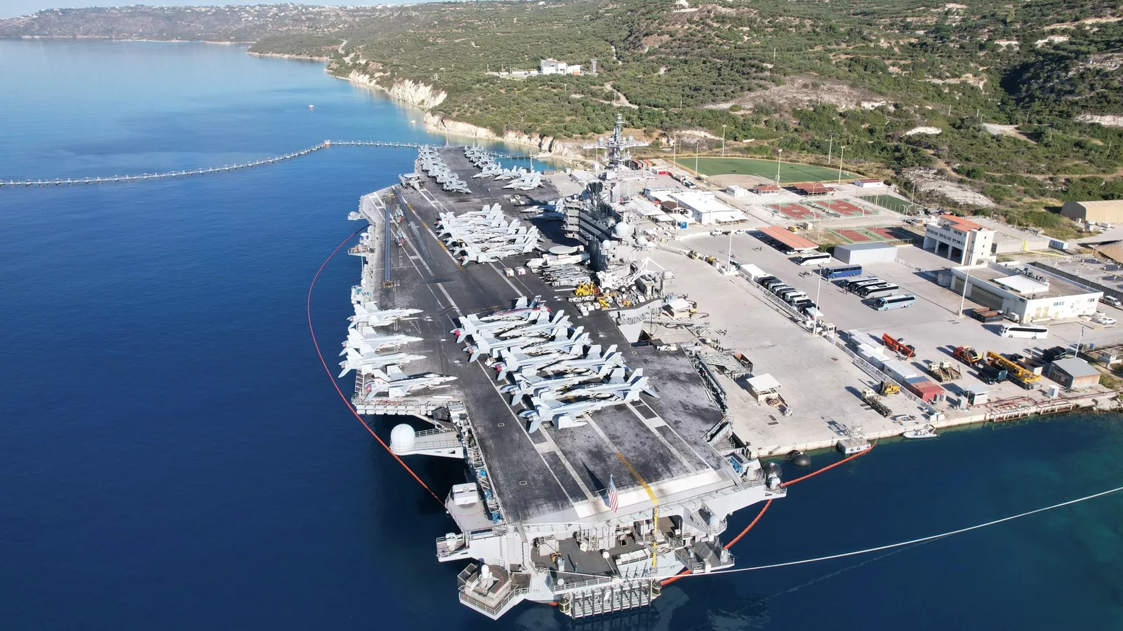 Κρήτη: Νέα σύλληψη για κατασκοπεία - Πολωνός φωτογράφιζε τη βάση της Σούδας