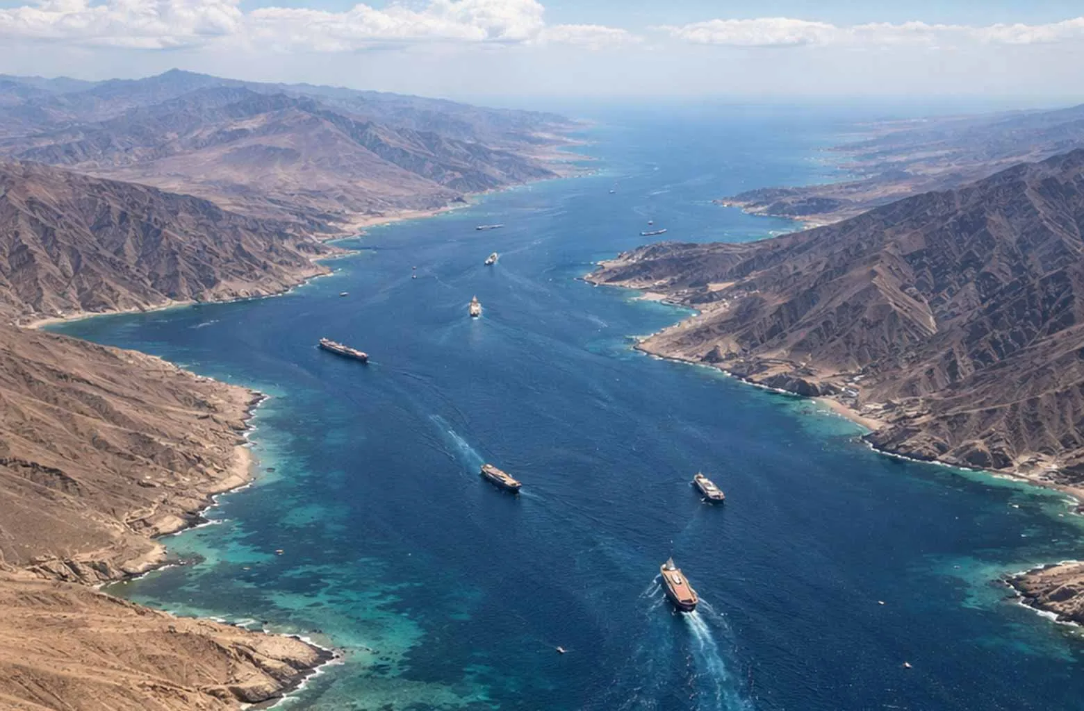 Στενά του Ορμούζ: Πάνω από 150 τάνκερ παραμένουν εγκλωβισμένα