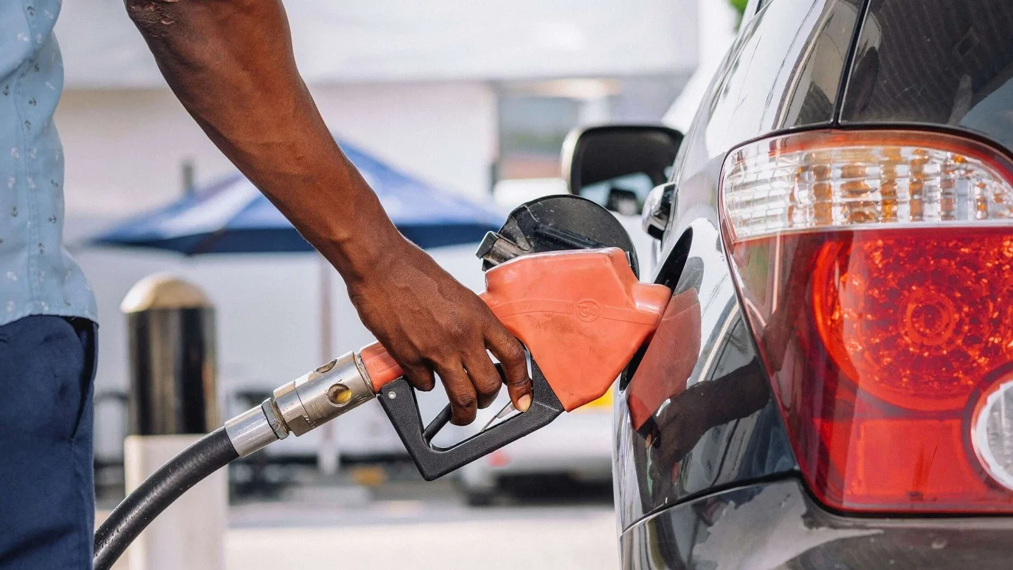 Νέα πίεση για τους οδηγούς στην Ευρώπη αν μείνει ψηλά το πετρέλαιο