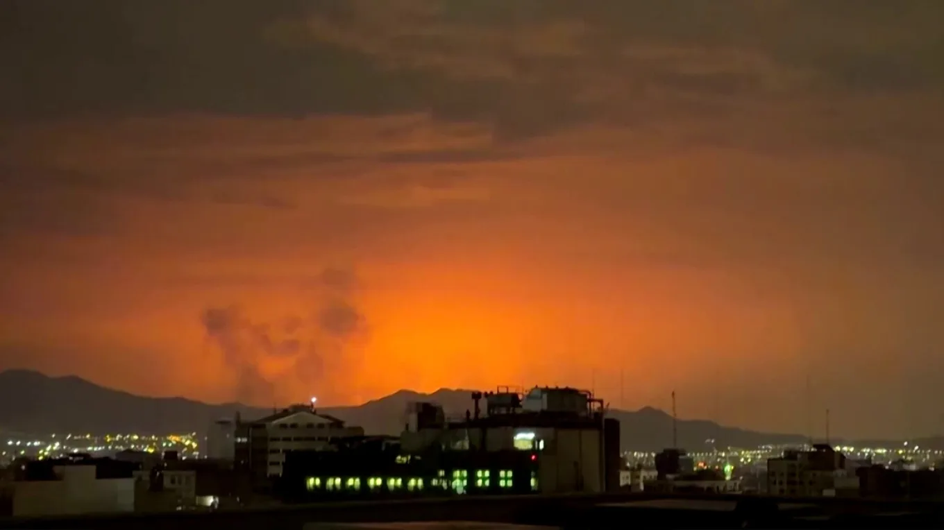 Το Ισραήλ σφυροκοπά την Τεχεράνη: «Περνάμε στην επόμενη φάση της επιχείρησης» - Πυραυλικός πόλεμος σε πολλά μέτωπα