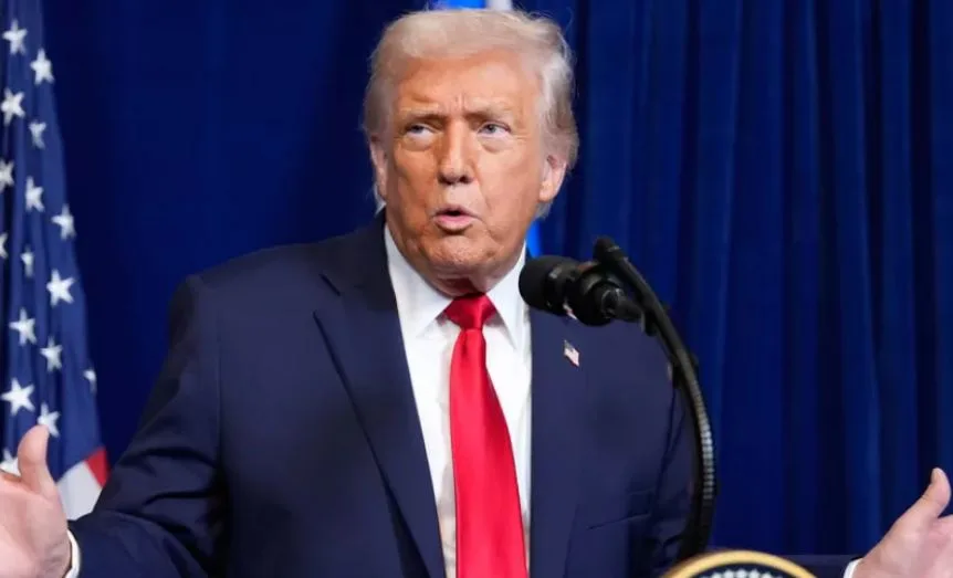 Τραμπ: «Ανοίγω τα στενά του Ορμούζ για όλους»