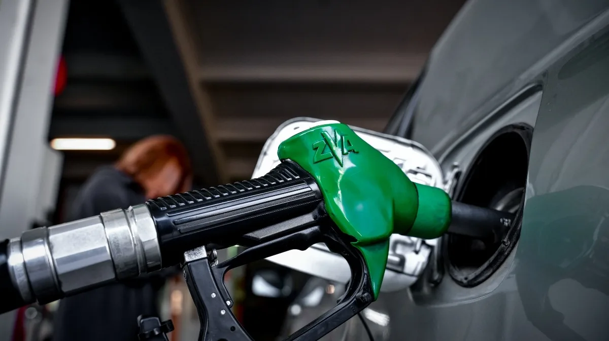 Ακριβά τα καύσιμα, φωτιά τα αεροπορικά: Στο τραπέζι νέο Market Pass και Fuel Pass